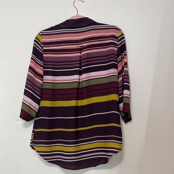 New York & Company Blouse size M - Picture 5 of 5